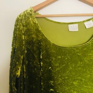 🌿 Vintage Velvet Olive Dress 🌿